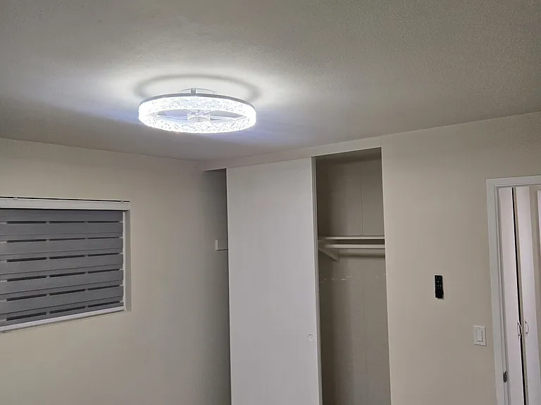Bedroom 2 -Night View