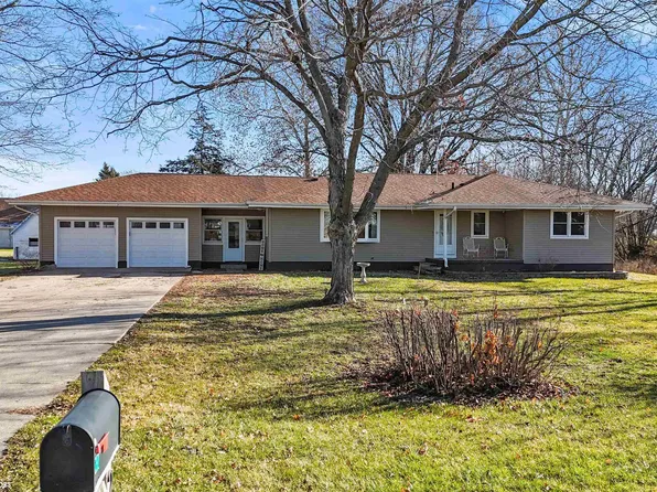 210 N Gear Ave, West Burlington, IA 52655