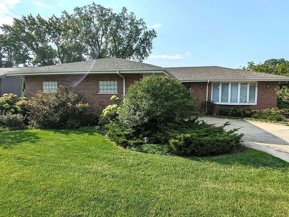 1st image of 9133 Windsor Dr