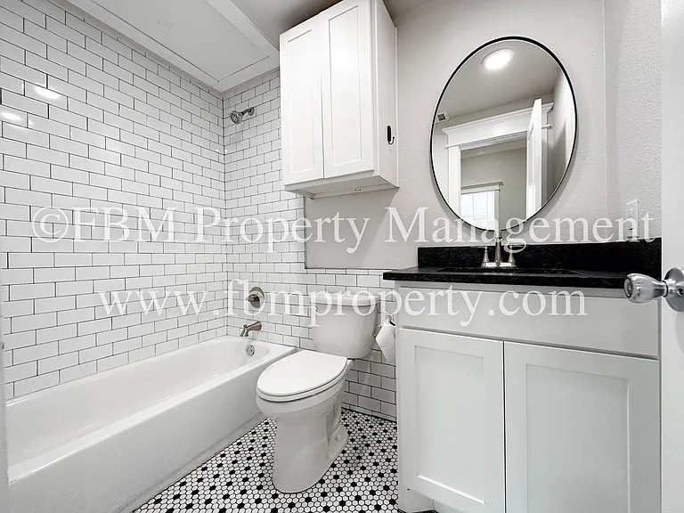 513 Water St — Photo 11