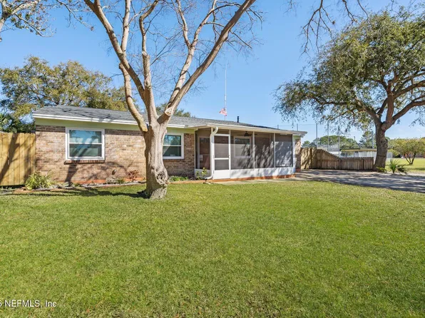 84 DOLPHIN Boulevard E, Ponte Vedra Beach, FL 32082