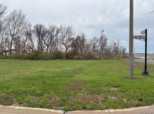 1 Hidden Valley Ln, Edwardsville, IL 62025