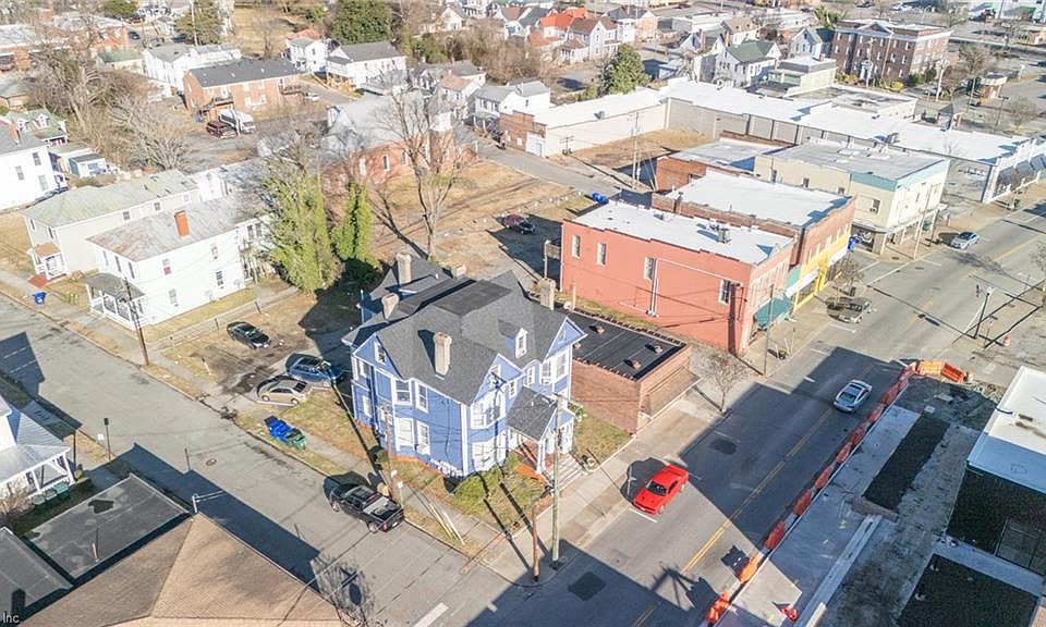 1st image of 316 W Washington St