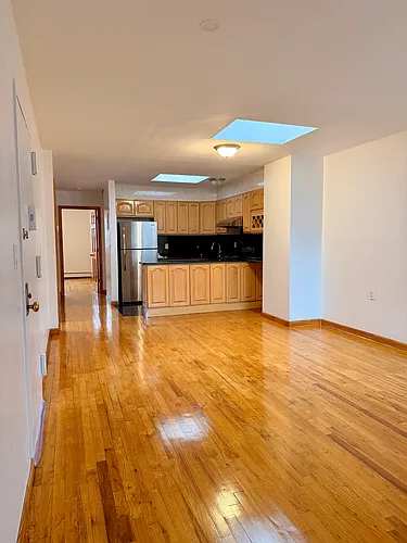 4112 158th St #3 Photo 1
