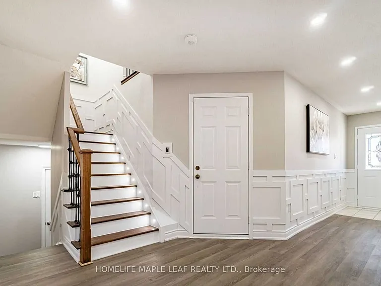 343 Edenbrook Hill Dr — Photo 3