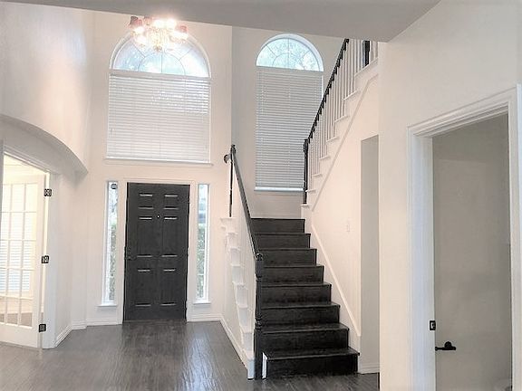 2nd image of 8514 Silverton Dr