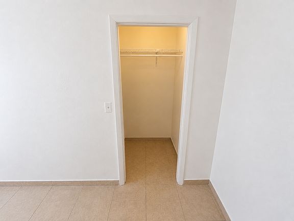 5th image of 22 SW 5th St #B