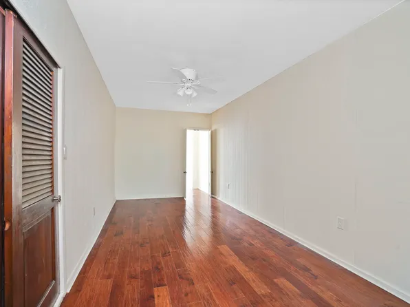 6 Lombardy Street image 14 of 48