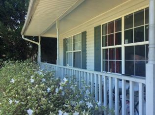 8165 Autumn Greene Dr, Fairburn, GA 30213