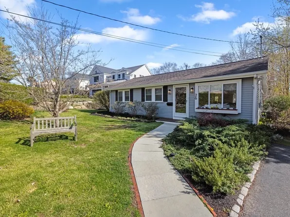 26 Wompatuck Rd, Hingham, MA 02043