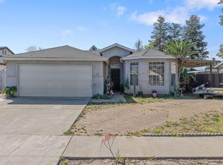 1481 Columbia, Tulare, CA 93274