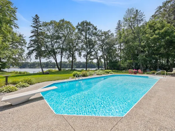 3542 Mississippi Dr NW, Coon Rapids, MN 55433