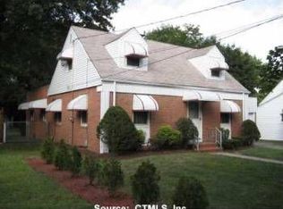 203 Bradley Ave, Hamden, CT 06514