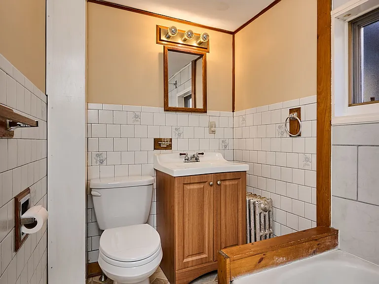 5 W Main St #B — Photo 10