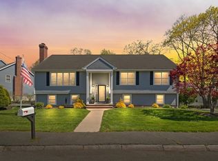 7 Bay St, Woburn, MA 01801