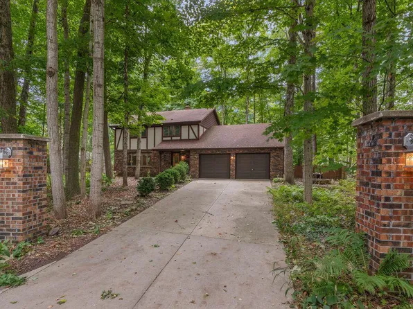 5405 Pinecrest CIRCLE, Sheboygan, WI 53081