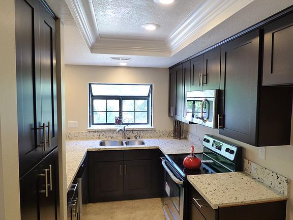 4th image of 2830 Onyx Way