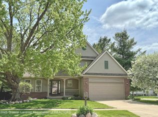 1970 Hollowbrook Dr, Holt, MI