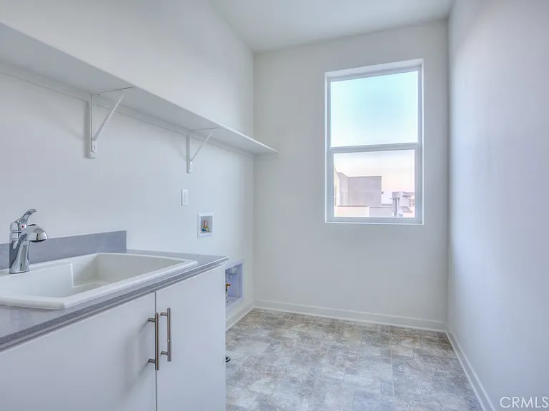 15812 Caterpillar Dr — Photo 46