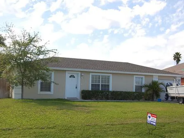 6581 Riparian Rd, Lake Worth, FL 33462