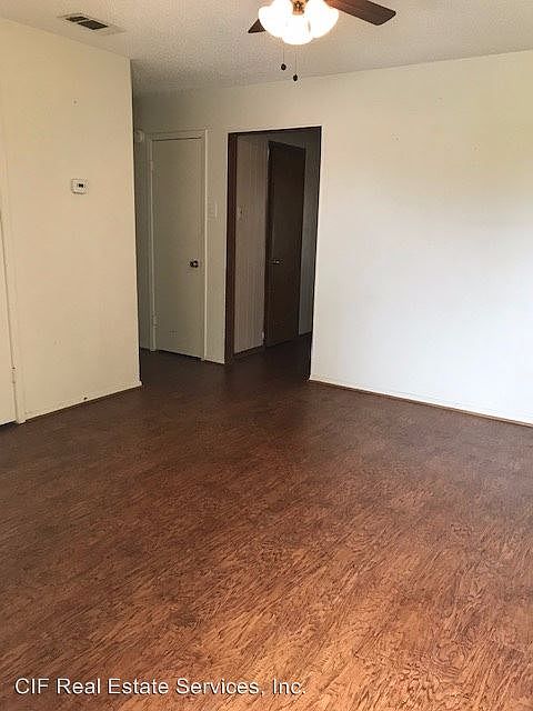 1st image of 216 Karem Cir