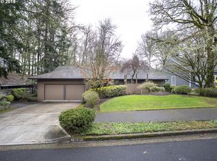 13780 SW Stirrup St, Beaverton, OR 97008