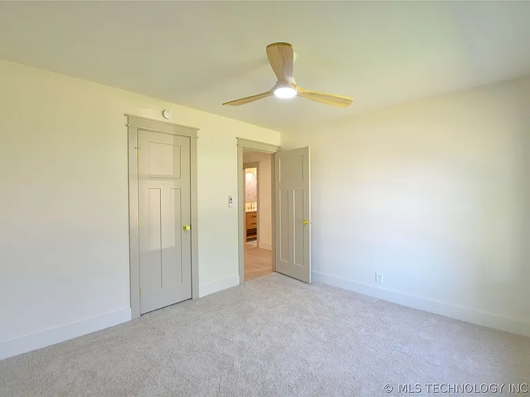 3823 S Indianapolis Ave — Photo 10