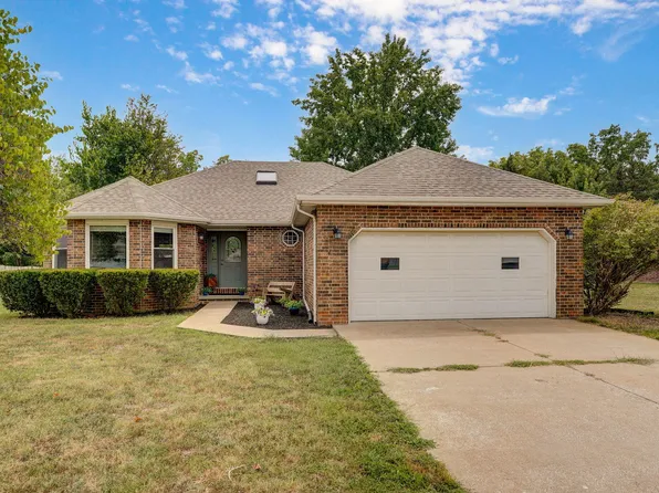 424 Sleepy Meadow, Mt Vernon, MO 65712