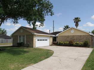 9746 Rustic Gate Rd, La Porte, TX 77571