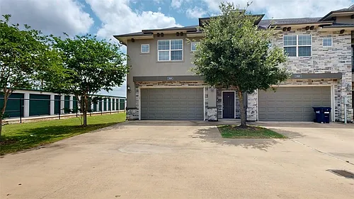 3519 Summerway Dr Photo 1