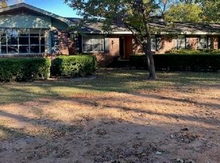 408 Meadowridge Dr, Warner Robins, GA 31093