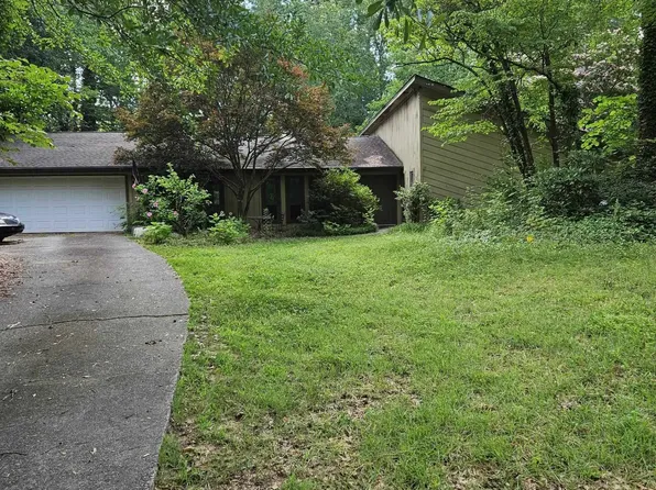 405 Briarwood Ct, Marietta, GA 30068