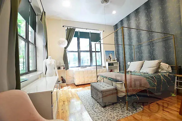 Rented by City Stop Realty | media 14