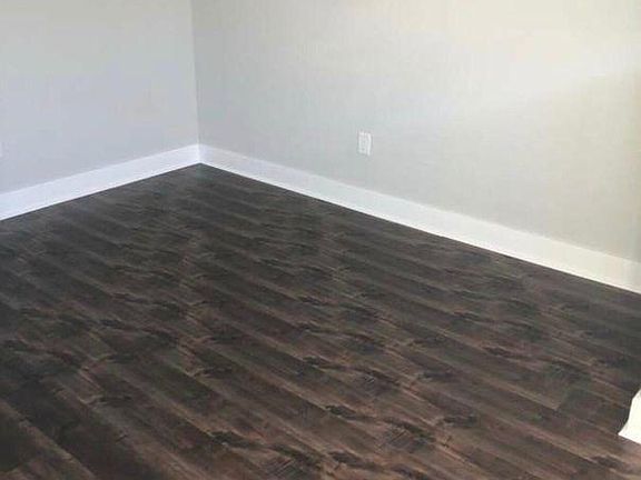 2nd image of 1419 N Franklin St #3