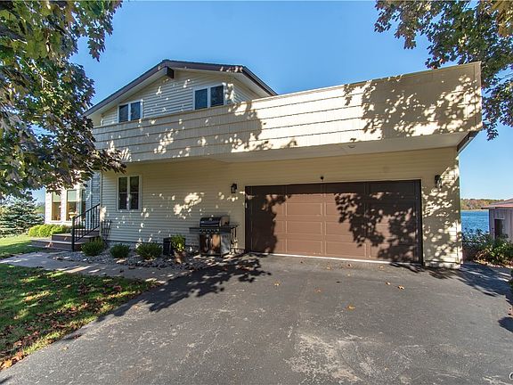 4th image of 286 River Rd