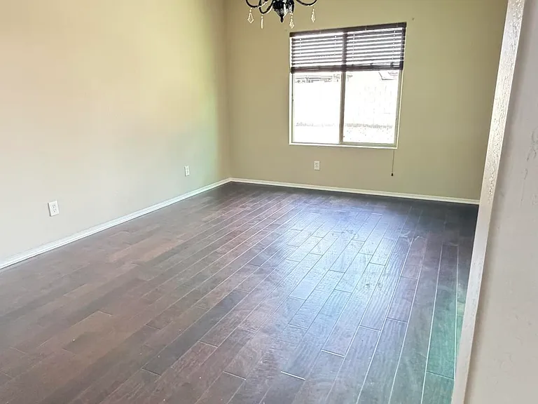 10786 W Yearling Rd — Photo 12