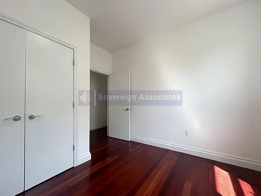 Rented by Sovereign Associates | media 15