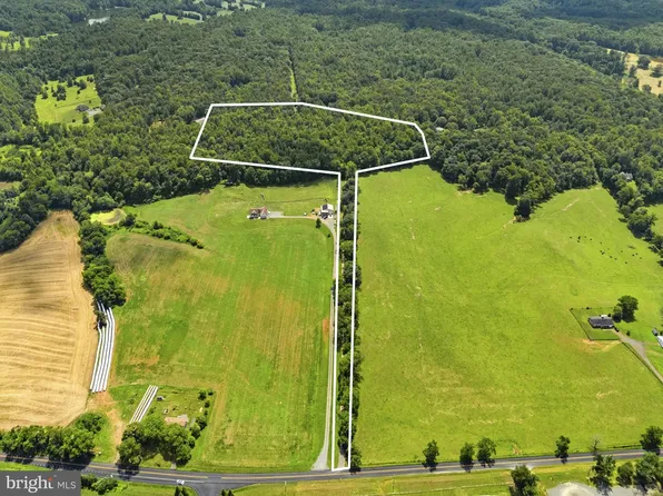 Country Creek Ln, Amissville, VA 20106