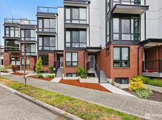 7906 Green Lake Dr N, Seattle, WA 98103