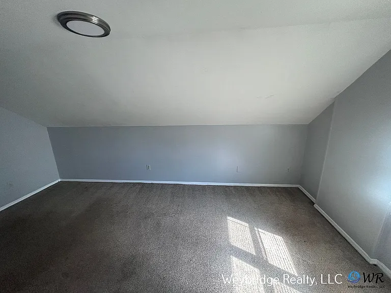 Academy 862 — Photo 20
