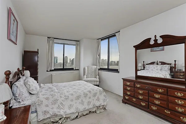 Sold by Corcoran | media 3