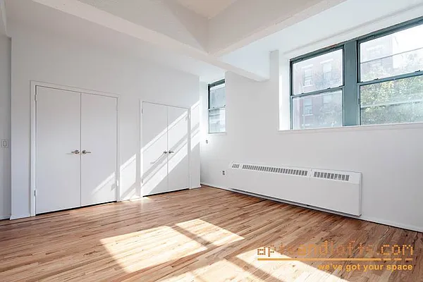 Rented by aptsandlofts.com | media 9