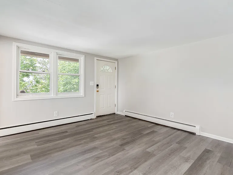 3 E Main St #1 — Photo 3
