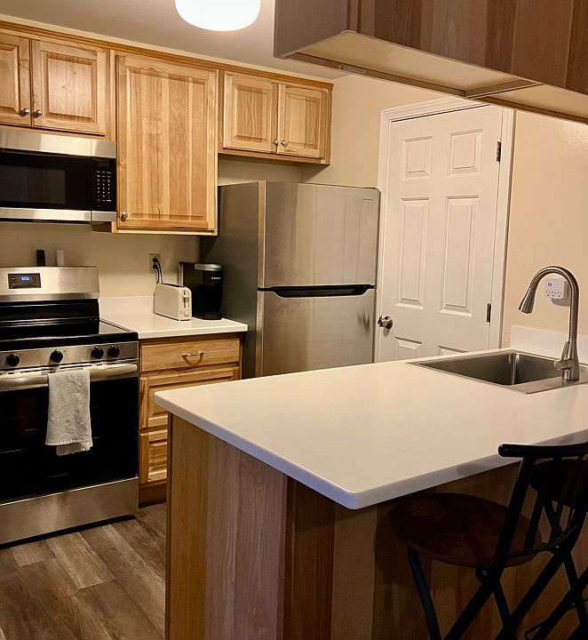 1st image of 103 Washington Rd #30