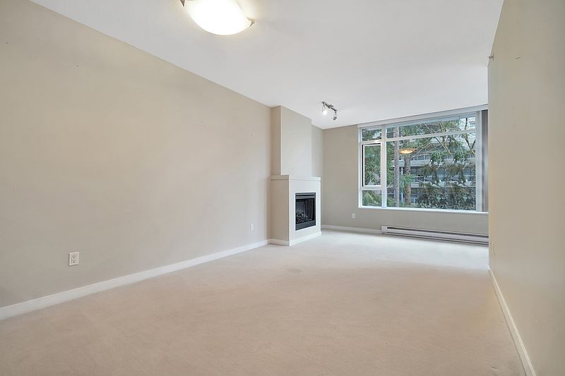 Burnaby Apartment for rent - 2 Bedrooms — photo 5