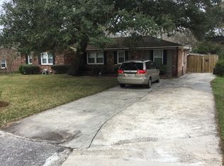 6014 Meadowcliff Ave, Hanahan, SC 29410