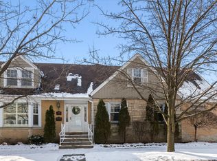 6358 N Hiawatha Ave, Chicago, IL 60646