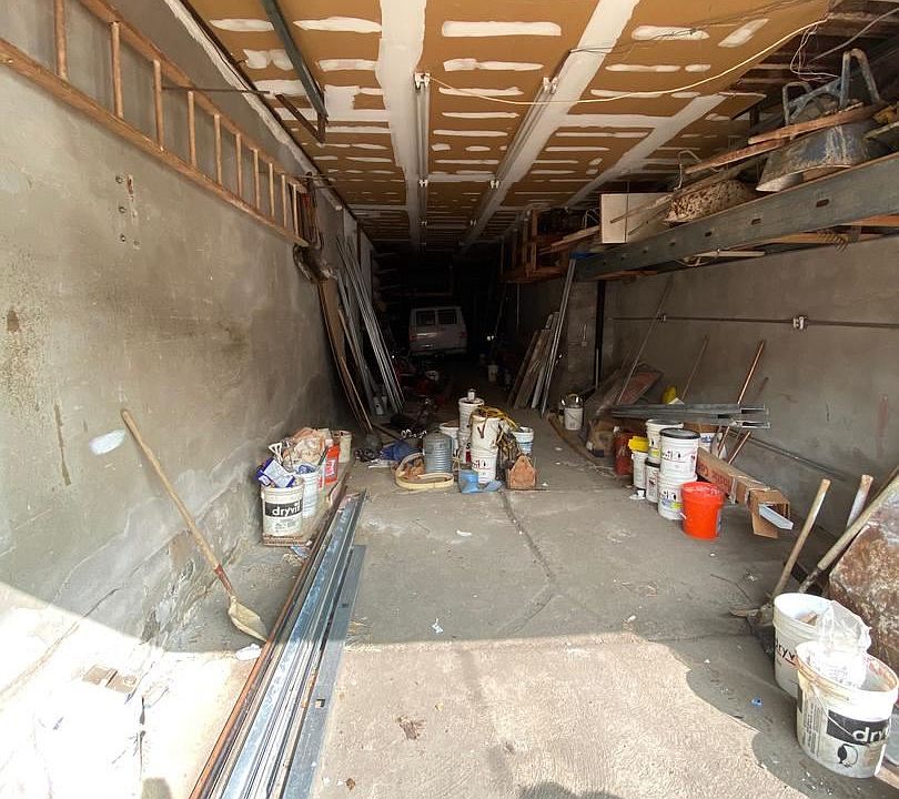 2nd image of 625 W Moyamensing Ave