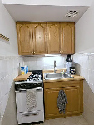 Rented by Manhattan Spaces | media 20