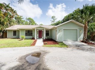 5261 Coral Wood Dr, Naples, FL 34119